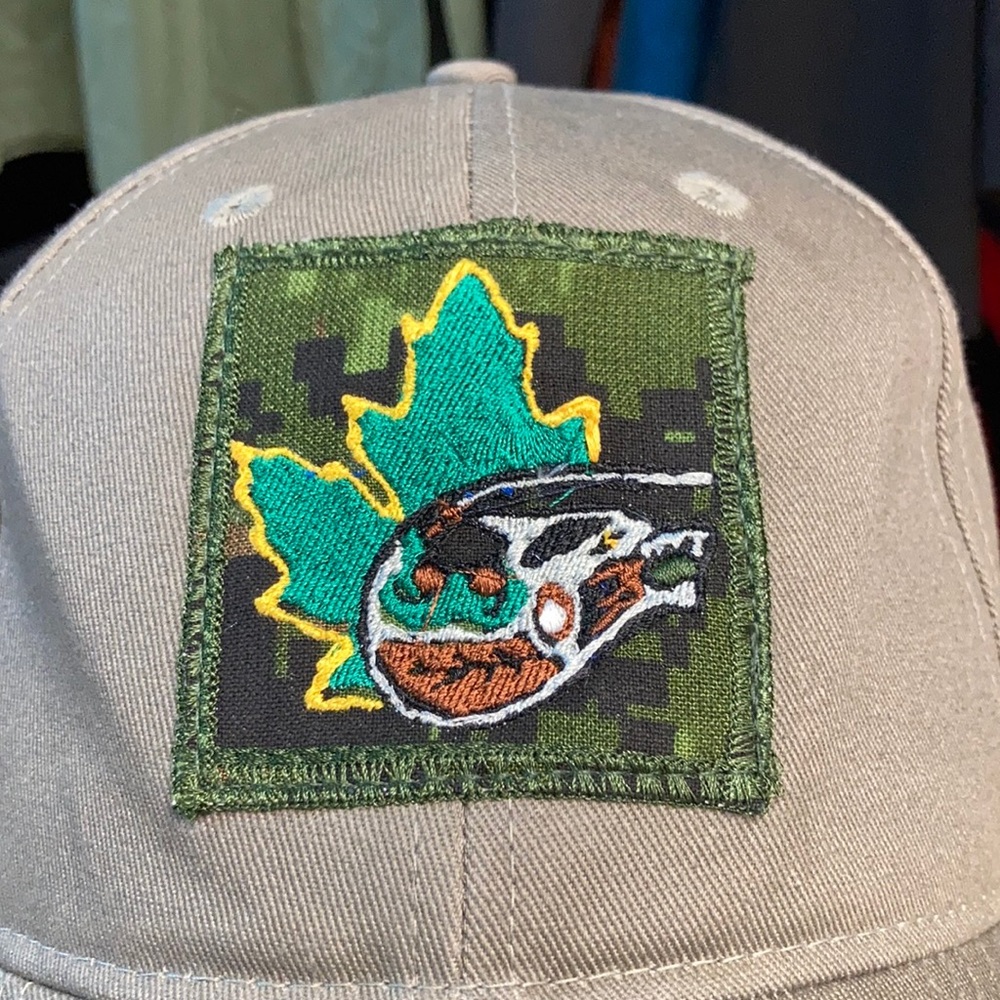 You could look as good as Tim w/this hat! - Picture 2 of 8